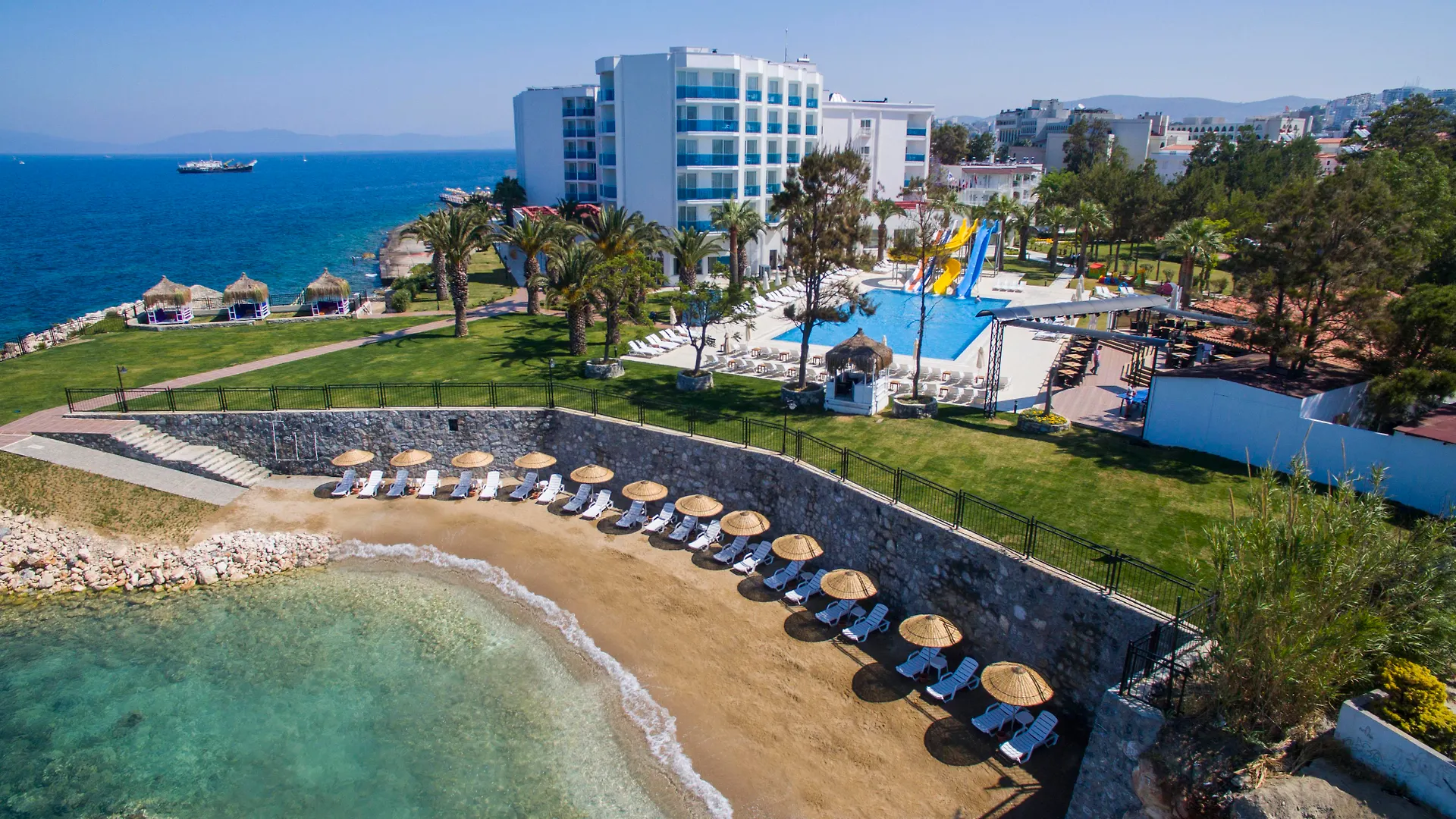 Le Bleu Hotel & Resort Kusadası