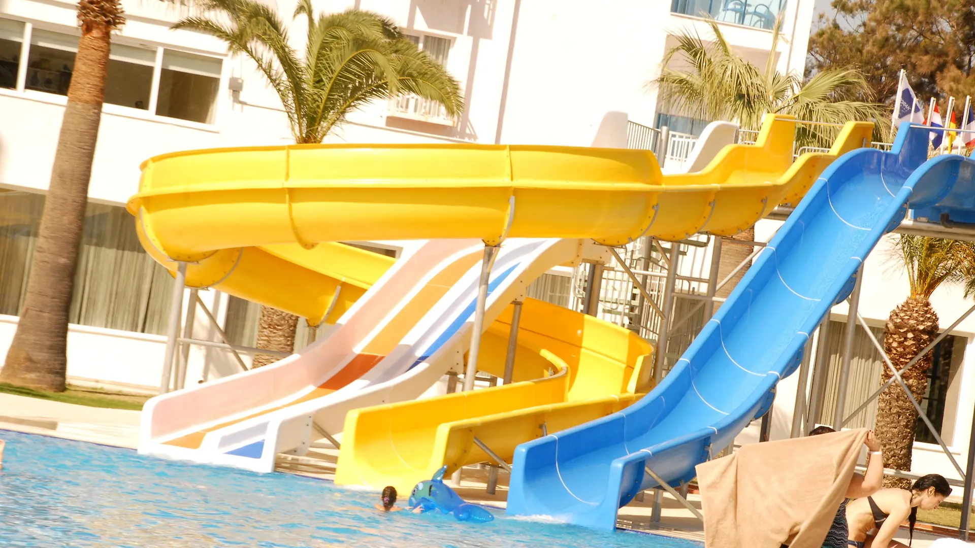 Le Bleu Hotel & Resort Kusadası