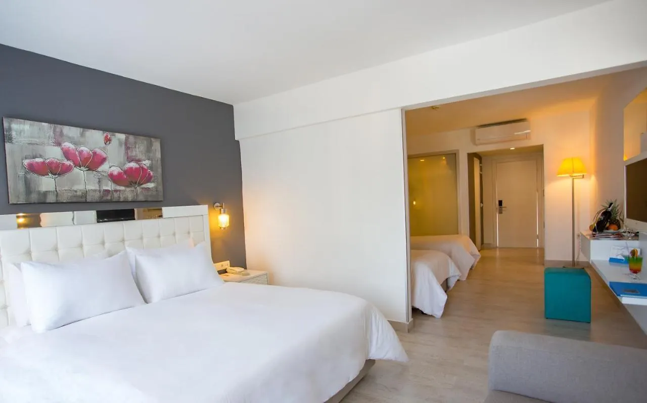 *****  Le Bleu Hotel & Resort Kusadasi Turkey