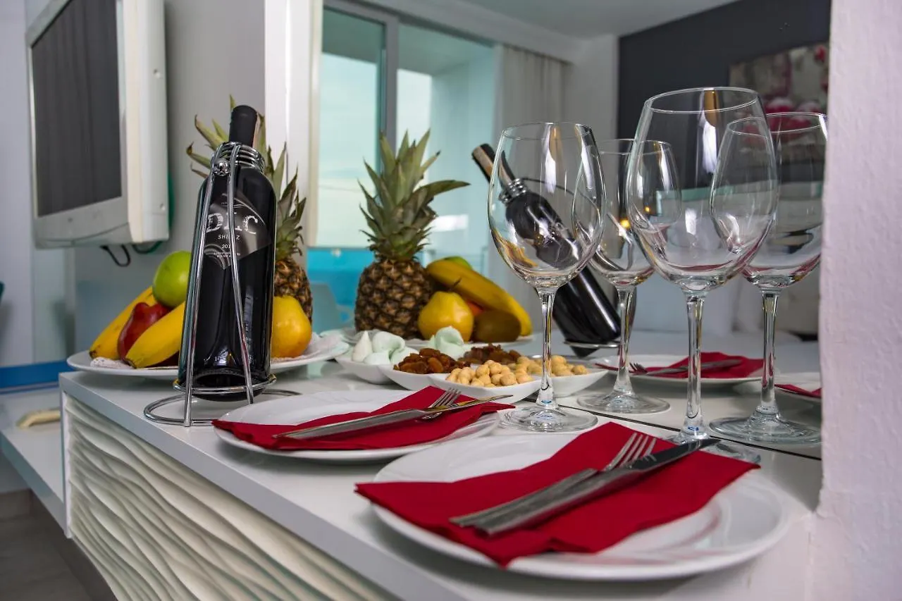 Le Bleu Hotel & Resort Kusadasi
